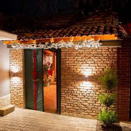 Villa Elezi Korce Esterno foto
