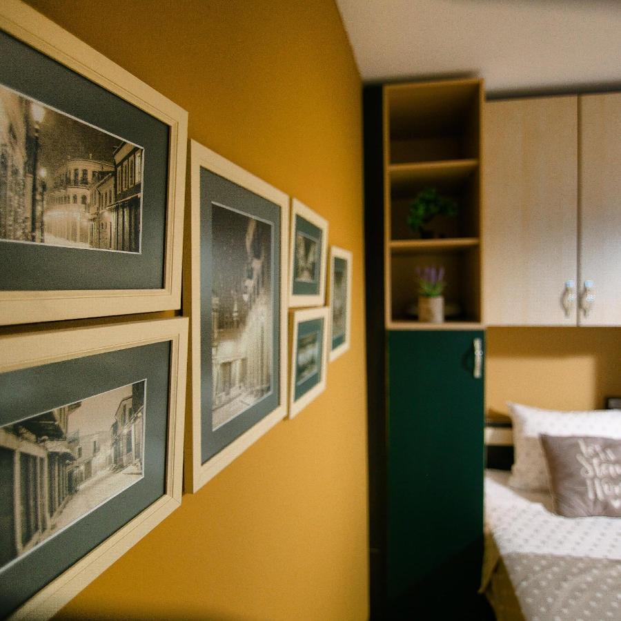 Villa Elezi Korce Esterno foto